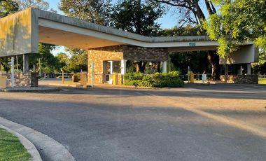 CASA 4 AMBIENTES EN VENTA, BARRIO CERRADO MONET,  LOS CARDALES