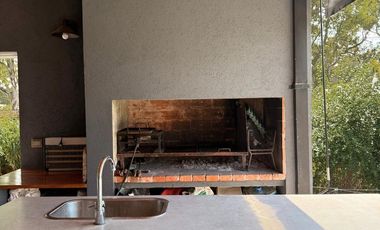 CASA 4 AMBIENTES EN VENTA, BARRIO CERRADO MONET,  LOS CARDALES