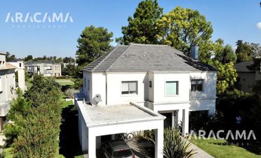 CASA en VENTA en Saint Thomas Oeste - Canning