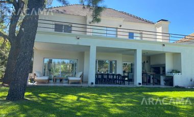 CASA en VENTA en Saint Thomas Oeste - Canning