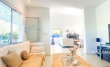 CASA en VENTA en Saint Thomas Oeste - Canning