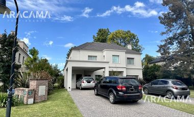 CASA en VENTA en Saint Thomas Oeste - Canning