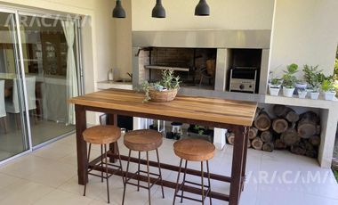 CASA en VENTA en Saint Thomas Oeste - Canning