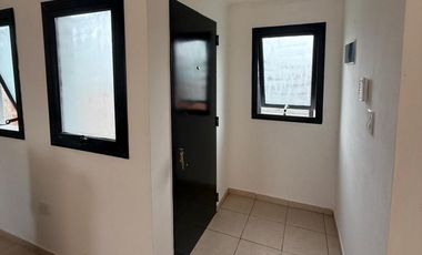 Casa en alquiler 2 dormitorios, M. Romero, La Plata