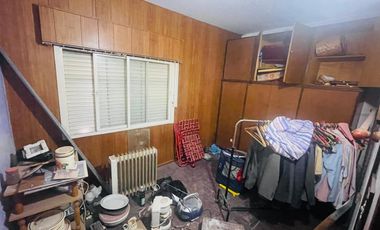 Casa de pasillo unico 2 dormitorios patio y terraza