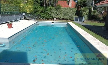 Casa en  VENTA EN EL PARAISO COUNTRY CLUB HIPICO & GOLF