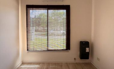 CASA 4 AMBIENTES EN VENTA, BARRIO LOS PARAISOS, LOS CARDALES