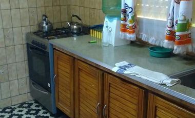 Casa 3 ambientes con cochera y patio  - Wilde
