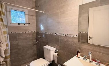 CASA 5 AMBIENTES EN VENTA, BARRIO PARQUE NATURA, LOS CARDALES