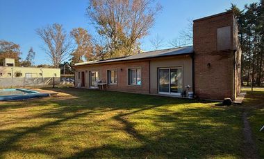 CASA 5 AMBIENTES EN VENTA, BARRIO PARQUE NATURA, LOS CARDALES