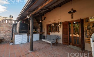 Casa con piscina en Santo Tome