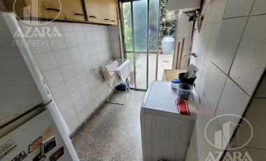 PH 2 ambientes con patio para refaccionar, todo planta baja!