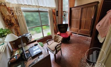 PH 2 ambientes con patio para refaccionar, todo planta baja!