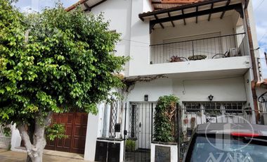 PH 2 ambientes con patio para refaccionar, todo planta baja!