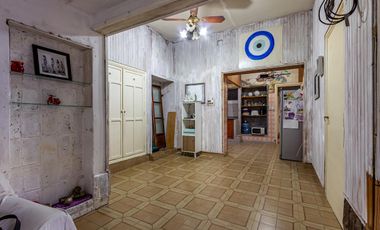 CASA 3 DORMITORIOS EN VENTA ROLDAN CENTRO CON JARDIN ACEPTA PERMUTA