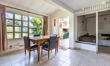 CASA 3 DORMITORIOS EN VENTA ROLDAN CENTRO CON JARDIN ACEPTA PERMUTA