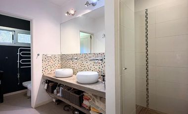 CASA 4 AMBIENTES EN VENTA, BARRIO LA CODORNIZ, LOS CARDALES