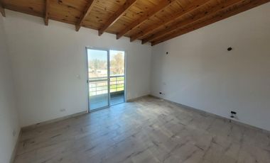 Triplex en Venta en Paso del Rey