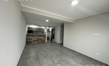 Venta de Departamento 2 ambientes con patio y cochera en Villa Dominico