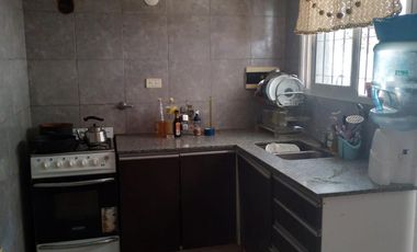 APTO CREDITO Triplex amplio MUÑIZ ALBERDI 1208