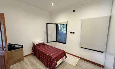 Casa en Venta de 2 dormitorios, patio con galería, pileta y parrilla. Fincas de La Florida, Zarate