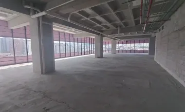 Oficina en renta en Hacienda de las Palmas, Huixquilucan, México