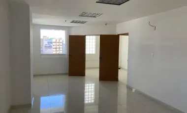 Oficina en renta en Bosques de las Palmas, Huixquilucan, México