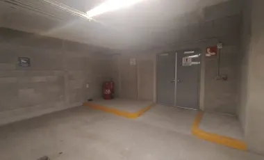 Oficina en renta en Hacienda de las Palmas, Huixquilucan, México