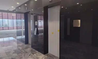 Oficina en renta en Hacienda de las Palmas, Huixquilucan, México