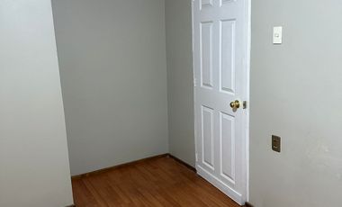 VENTA CASA ESQUINA SAN JOAQUIN CERCA LÍNEA 5 METRO