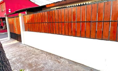 VENTA CASA ESQUINA SAN JOAQUIN CERCA LÍNEA 5 METRO