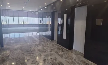 Oficina en renta en Hacienda de las Palmas, Huixquilucan, México