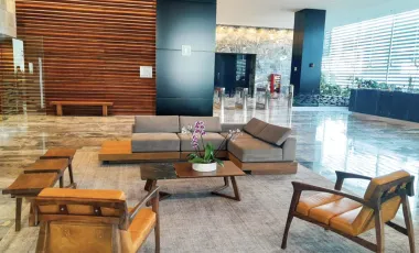 Oficina en renta en Hacienda de las Palmas, Huixquilucan, México