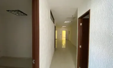 Oficina en renta en Bosques de las Palmas, Huixquilucan, México