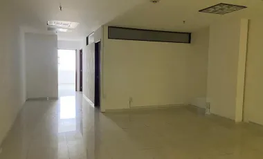 Oficina en renta en Bosques de las Palmas, Huixquilucan, México