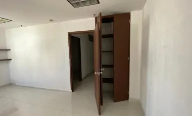 Oficina en renta en Bosques de las Palmas, Huixquilucan, México