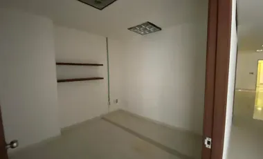 Oficina en renta en Bosques de las Palmas, Huixquilucan, México