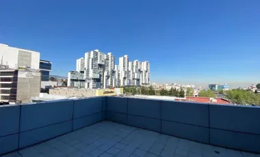 Oficina en renta en Bosques de las Palmas, Huixquilucan, México