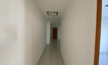 Oficina en renta en Bosques de las Palmas, Huixquilucan, México