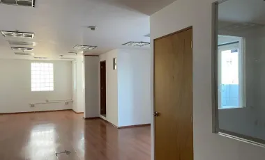 Oficina en renta en Bosques de las Palmas, Huixquilucan, México