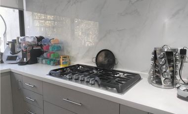 HERMOSA CASA REMODELADA EN SANTA MÓNICA