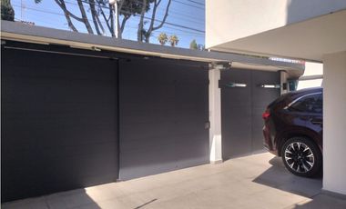 HERMOSA CASA REMODELADA EN SANTA MÓNICA