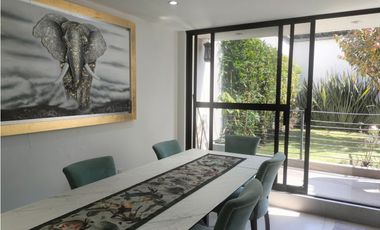 HERMOSA CASA REMODELADA EN SANTA MÓNICA