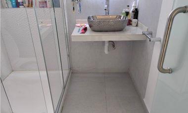 HERMOSA CASA REMODELADA EN SANTA MÓNICA