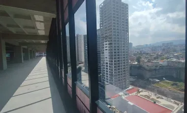 Oficina en renta en Hacienda de las Palmas, Huixquilucan, México