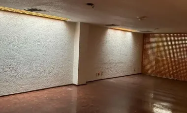 Edificio en renta en Ciudad Satelite, Naucalpan de Juárez, México