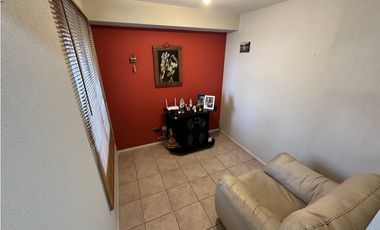 EXCELENTE CASA , AV TRONCAL, PUENTE ALTO