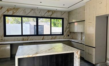 Casa nueva en venta, Bosque de las Lomas