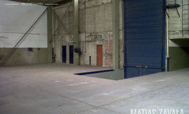 Galpón a mts de Av Patricios - Mixtura 3 -  Parabólico a10 mts de altura