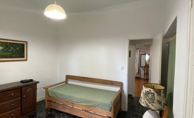 Casa en venta con gas natural en Mar de Ajó